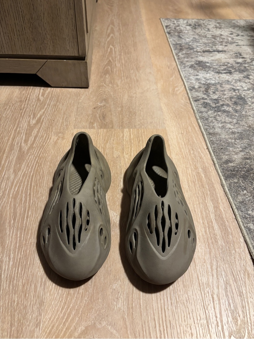 Yeezy Kids Sneakers Stone Sage Foam Runners